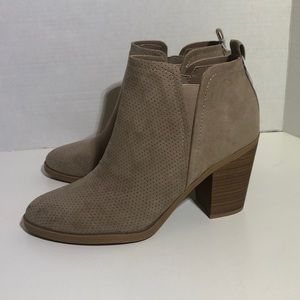 Women’s Faux Suede Taupe Heel Boots